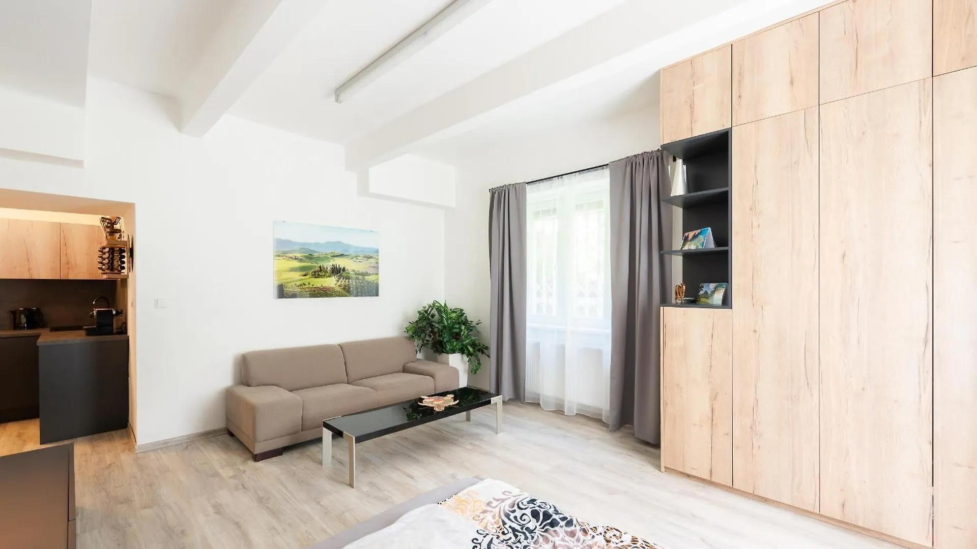 Apartment By The Metro With Private Parking Prague Czech Republic